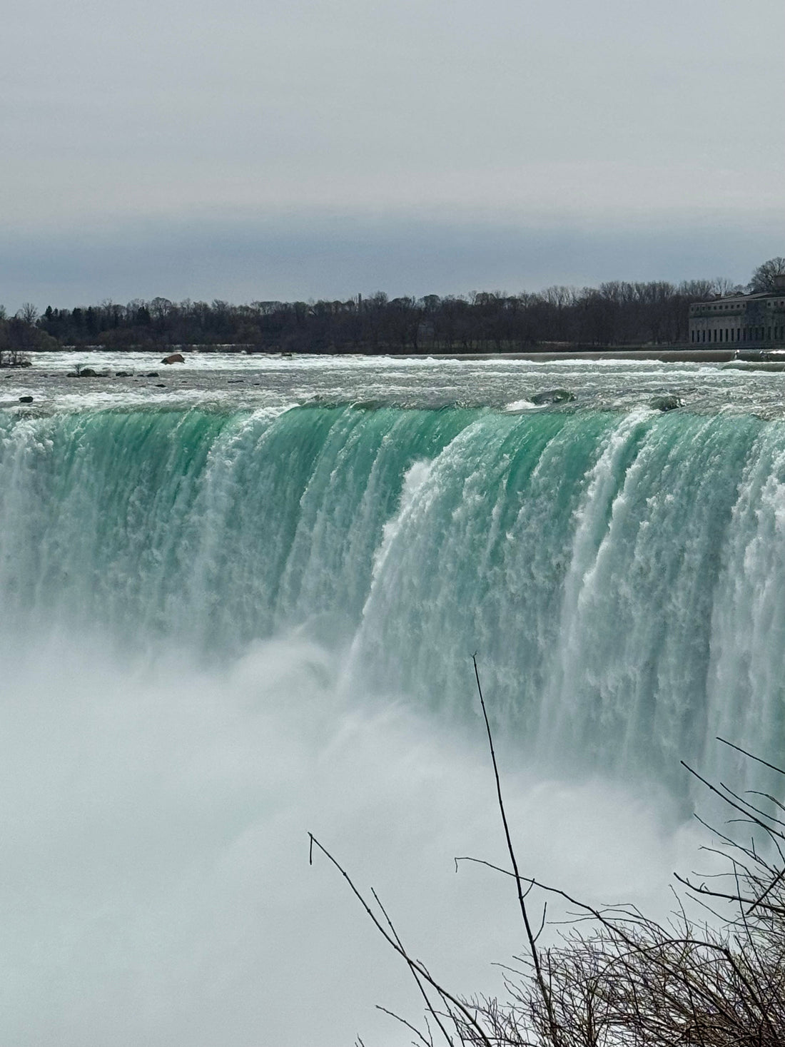 Niagara Falls on the Canadian Side: Spring Travel Advice & Must-See Experiences